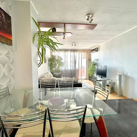 Apartment The View Warna